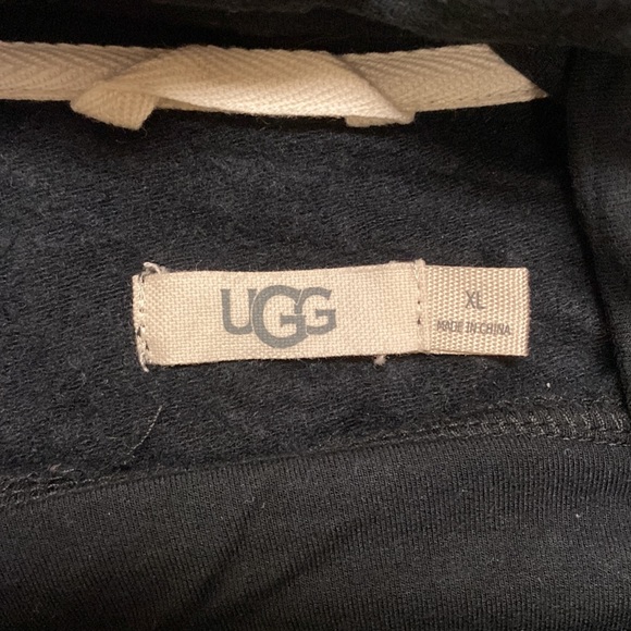 Ugg black cowl neck top with drawstring - Picture 2 of 7